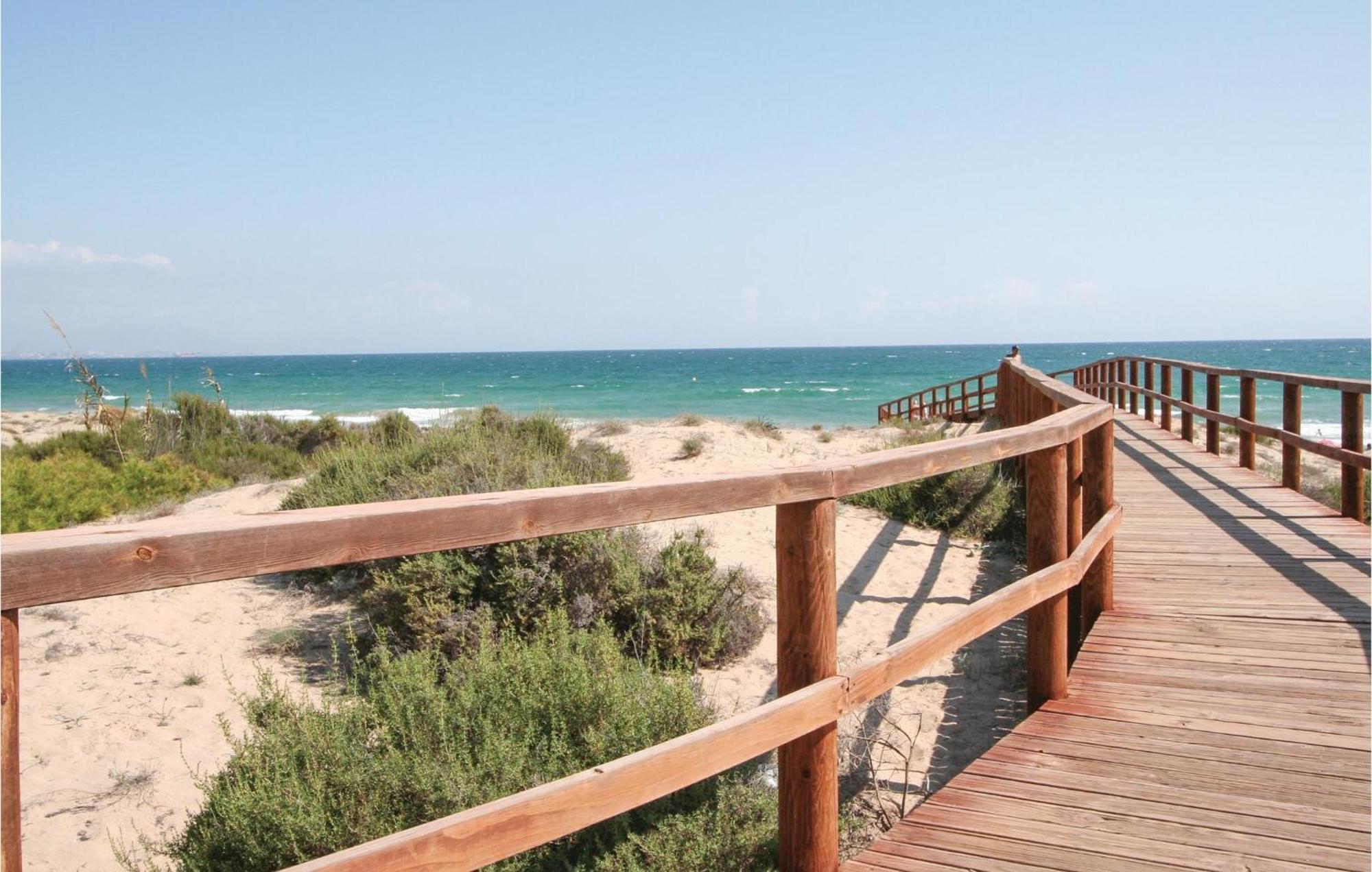 Gorgeous Home In Santa Pola With Wifi ภายนอก รูปภาพ